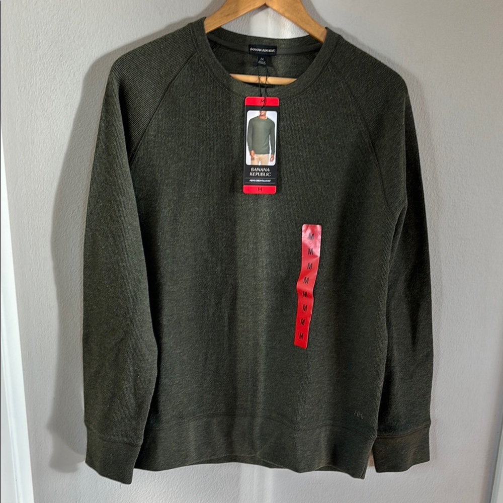 NWT Banana Republic Men's Green Sweater